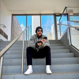 Meet your Posher, Christian